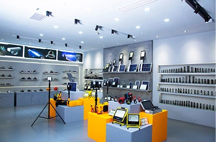 SUPERFIRE: グローバルステージでの優れた照明