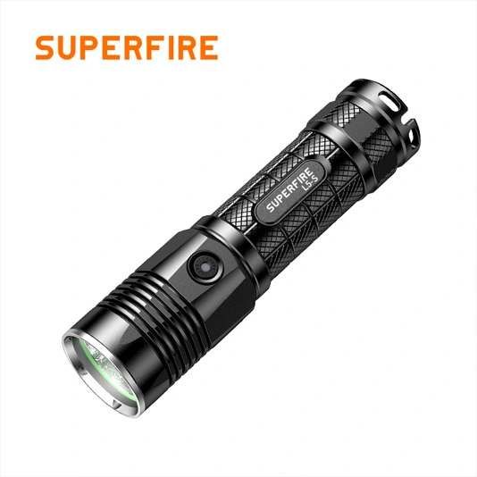 SUPERFIRE L5-S P50 900ルーメンカスタム26650 LED懐中電灯