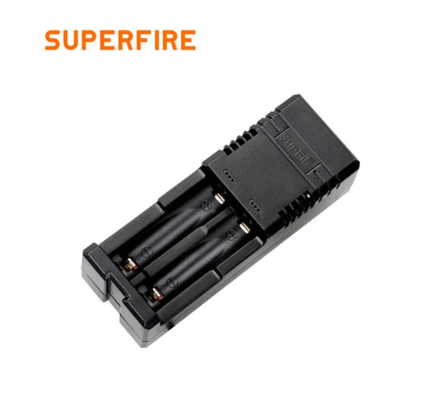 バッテリー用SUPERFIRE AC28 USB充電器