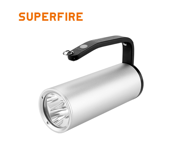 SUPERFIRE D9 Explosion Proof Flashlight - 翻译中...