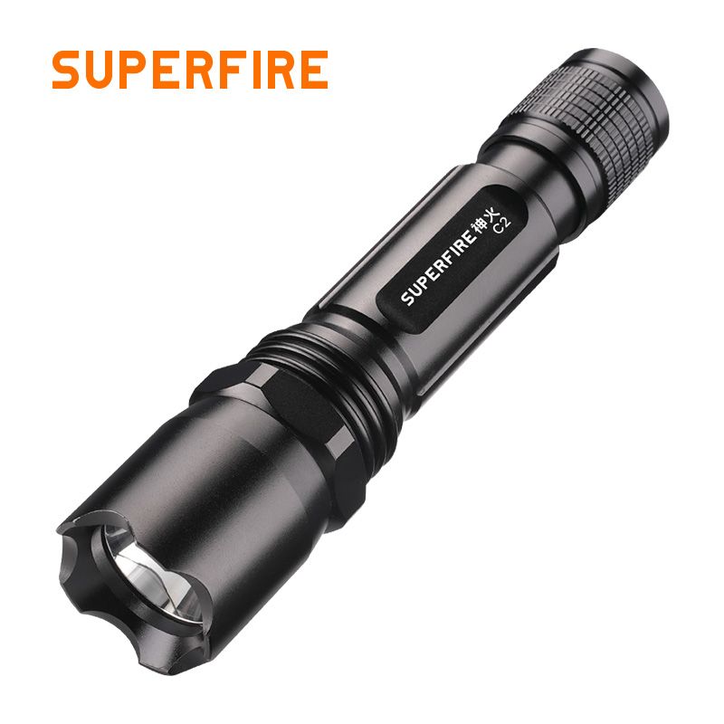 SUPERFIRE C2 High-Powered Flashlight - 翻译中...
